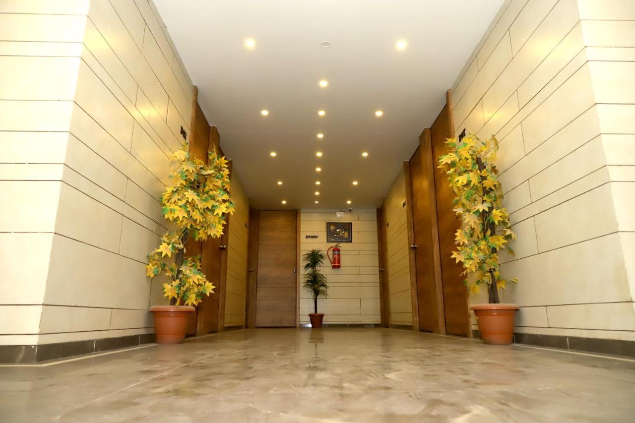 Hotel Dolphin Residency Pātan 외부 사진
